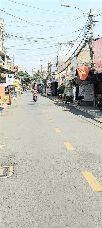 Nhà phố 4,8m x 25m. xây 3 tầng mặt tiền đường hiệp thành 5
