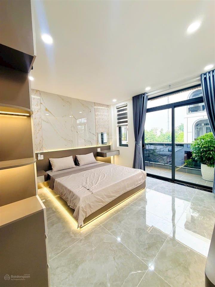 Siêu phẩm 4 tầng có thang máy. hẻm rộng 12m khu vip 1/ thạnh lộc 29. ngay ngã tư ga