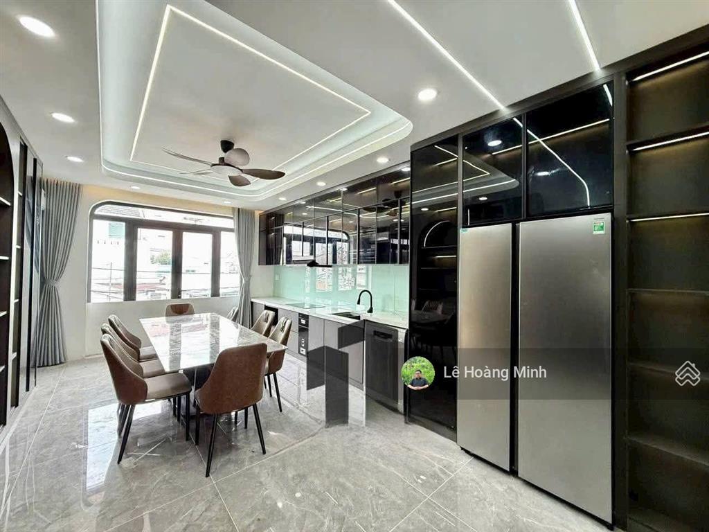 Siêu phẩm 4m x 30m, 4 tầng thang máy hẻm rộng 13m khu vip nguyễn ảnh thủ
