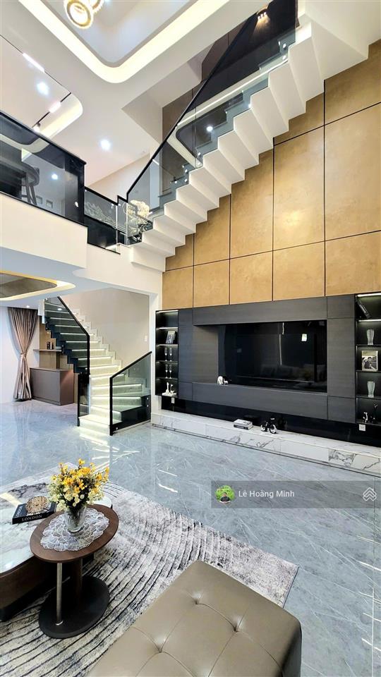 Siêu phẩm 4 tầng ngang 5,5m hẻm 7m 1/ thạnh lộc 19. ngay ngã tư ga