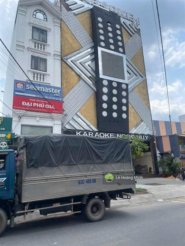 Nhà phố 4m x 25m. xây 5 tầng có thang máy mặt tiền đường song hành