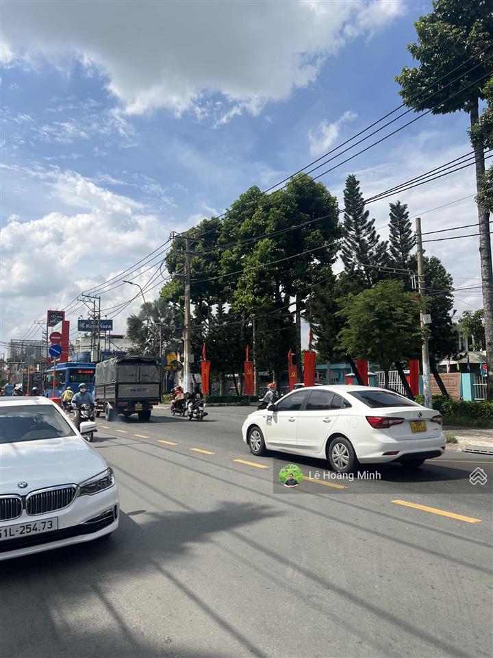 Nhà shr 14m x 20m, 270m2 1/ hẻm nhựa 6m thông lê văn khương. ngay bia tiger