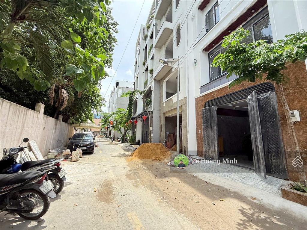 Nhà phố 4 tầng full nội thất, hẻm nhựa 8m đường huỳnh thị hai