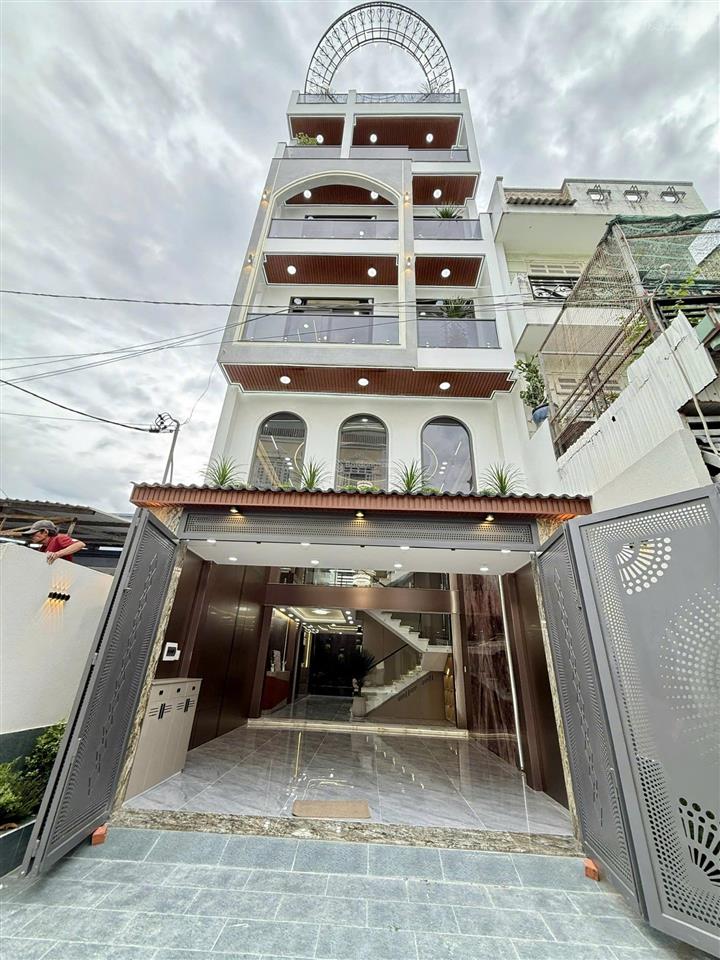 Siêu phẩm 5,5m x 18m. 5 tầng có thang máy hẻm nhựa 8m đường tân chánh hiệp 18, ngay đh gtvt 3