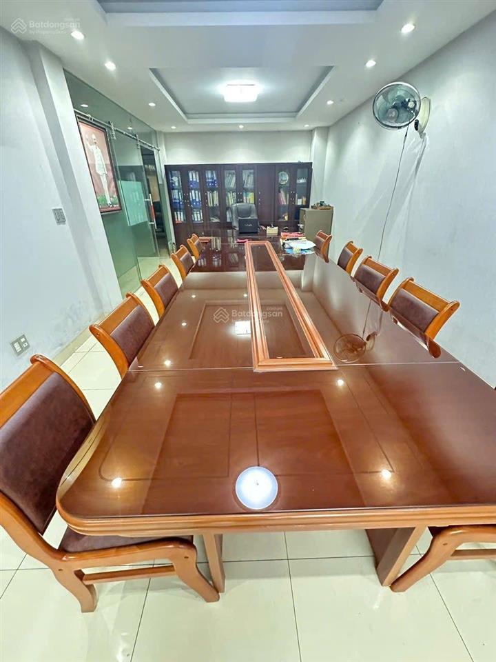 Biệt thự mini 7m x 25m. 4 tầng view công viên kdc vip lê thị riêng. ngay ubnd quận 12