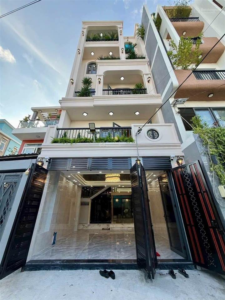 Siêu phẩm đẹp mê 5,5m x 16m. 4 tầng thang máy hẻm 8m thông hà huy giáp. ngay cđ điện lực