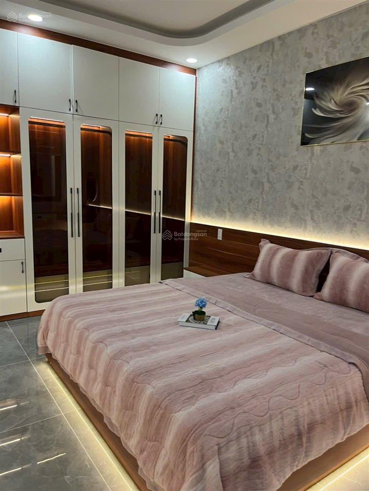 Siêu phẩm 5 tầng có thang máy mặt tiền kinh doanh đường 12 thông tân chánh hiệp