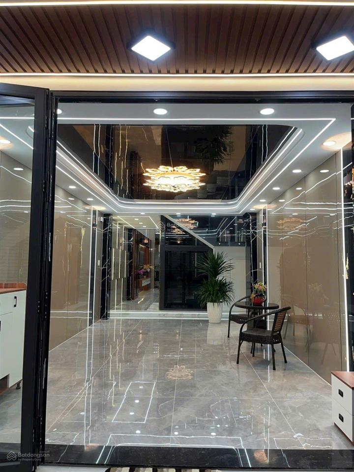 Siêu phẩm 5 tầng có thang máy mặt tiền kinh doanh đường 12 thông tân chánh hiệp