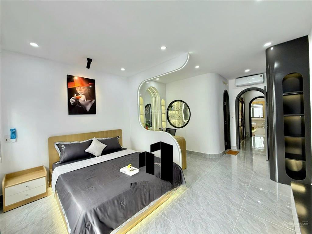 Siêu phẩm luxury 4m x 18m. xây 4 tầng thang máy 1/ hẻm 10m khu vip dương thị mười