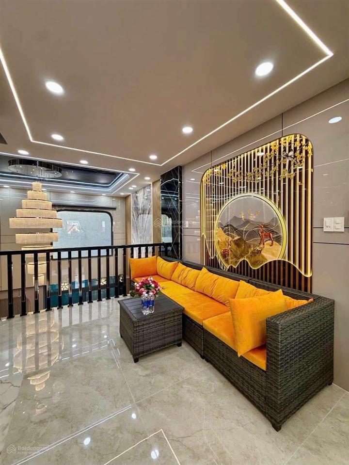 Siêu phẩm đẹp u mê 5,5m x 16m. 4 tầng thang máy. hẻm 8m thông hà huy giáp. ngay cđ điện lực