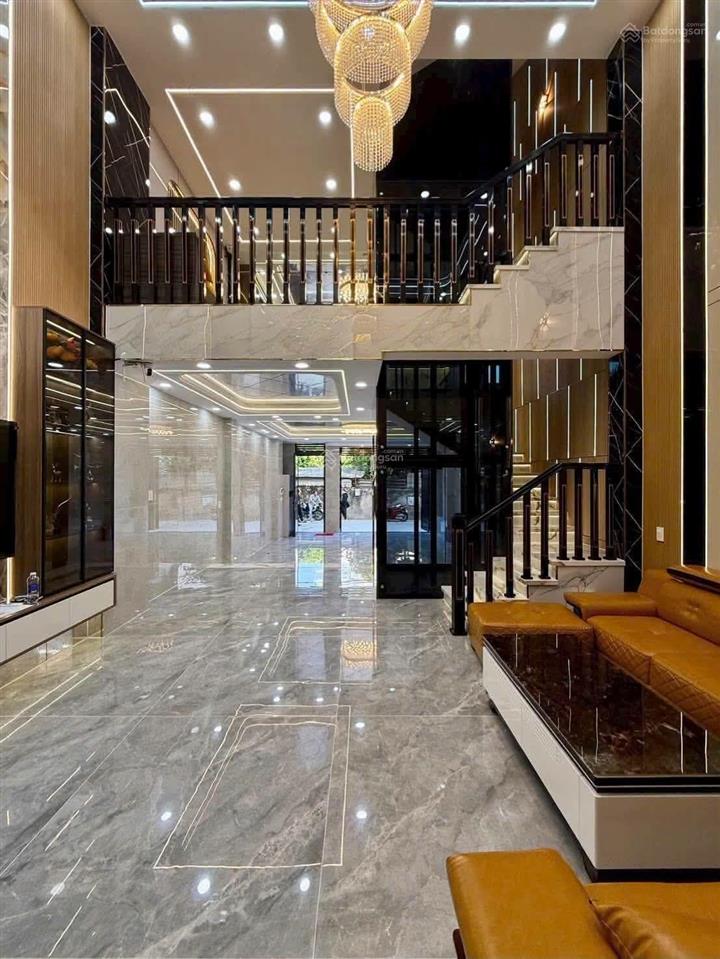 Siêu phẩm đẹp u mê 5,5m x 16m. 4 tầng thang máy. hẻm 8m thông hà huy giáp. ngay cđ điện lực