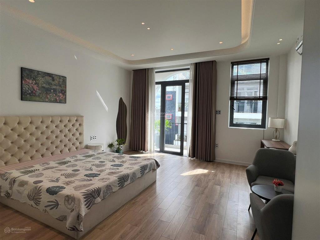 Siêu phẩm 4 tầng đẹp mê có pn master hẻm nhựa 12m khu vip ngay ngã tư ga