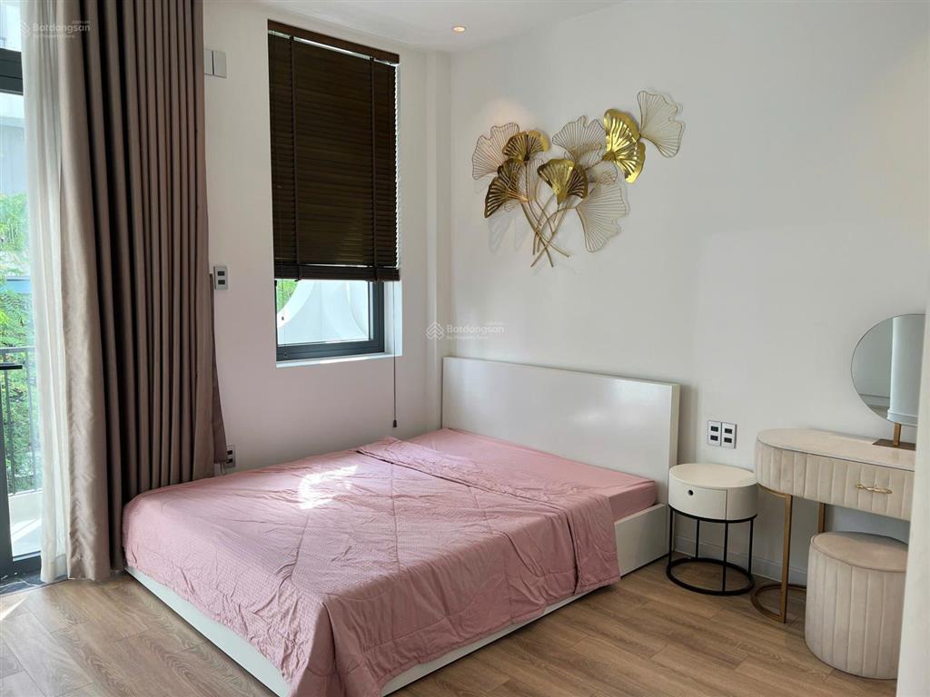 Siêu phẩm 4 tầng đẹp mê có pn master hẻm nhựa 12m khu vip ngay ngã tư ga