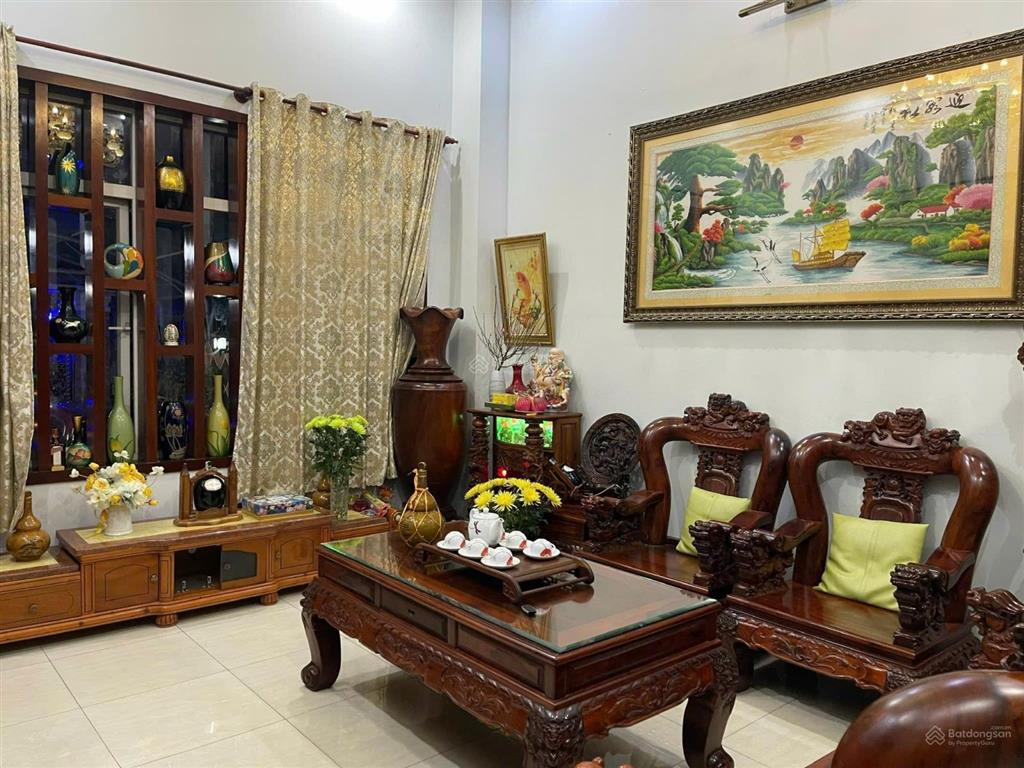 Biệt thự mini tâm huyết 200m2. xây 4 tầng 1/ ngắn hà huy giáp. ngay cao đẳng điện lực