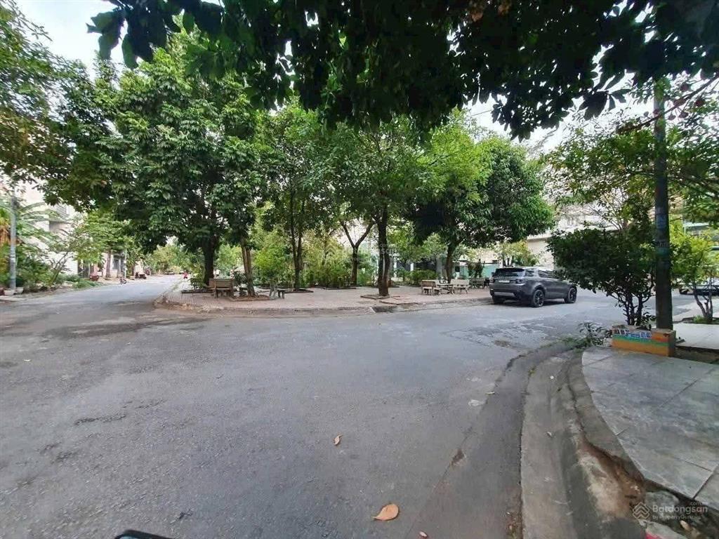 Lô đất đẹp 5m x 18m, view công viên khu biệt thự phú nhuận, lê thị riêng