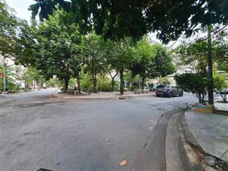 Lô đất đẹp 5m x 20m, view công viên khu biệt thự phú nhuận, lê thị riêng