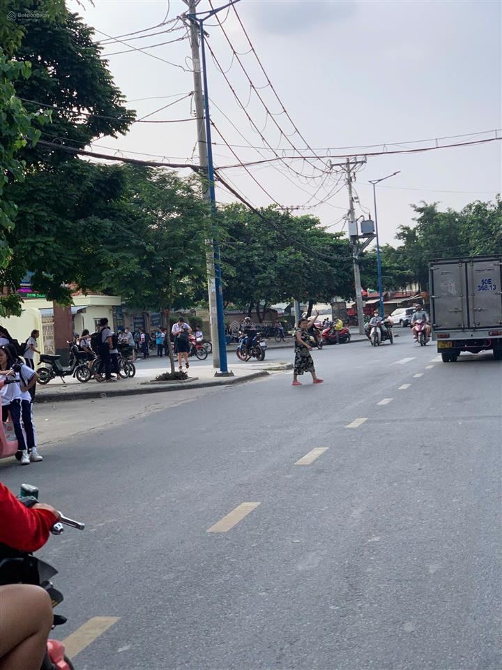 Nhà shr 5m x 25m. mặt tiền đường trương thị hoa (tth 07)