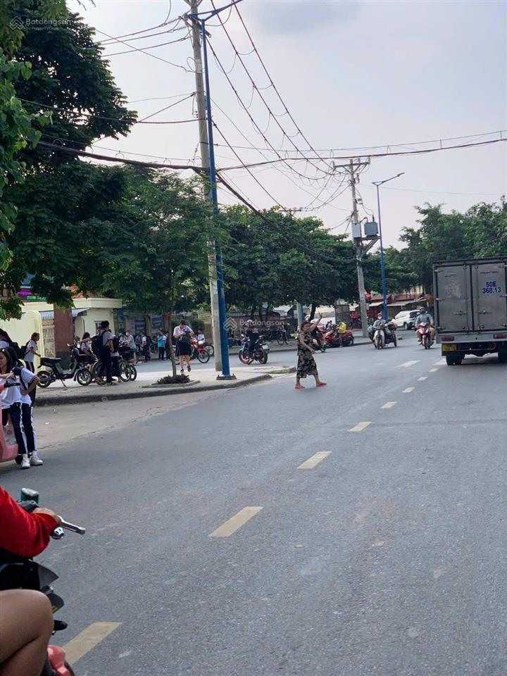 Nhà shr 5m x 25m. mặt tiền đường trương thị hoa (tth 07)