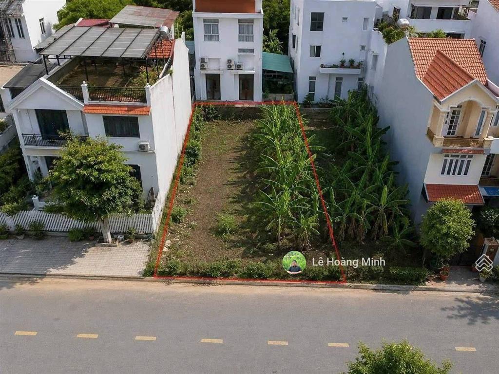 Lô đất rẻ đẹp 10m x 18m. 180m2 khu biệt thự phú nhuận. 1/ đường lê thị riêng