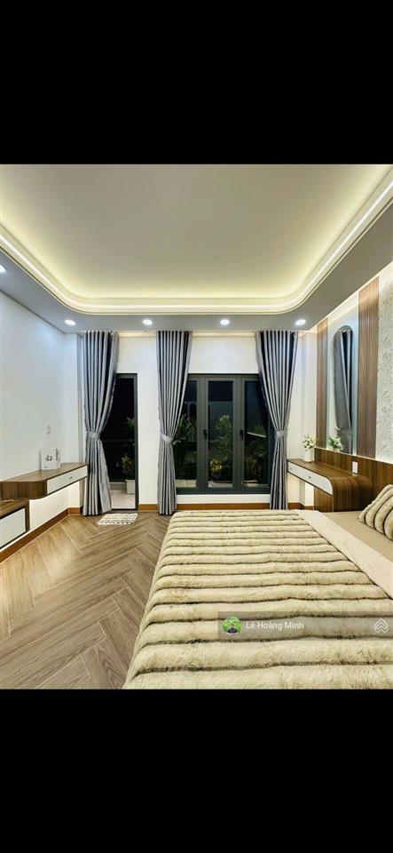 Siêu phẩm 4m x 20m, xây 5 tầng thang máy mặt tiền đường thới an 12