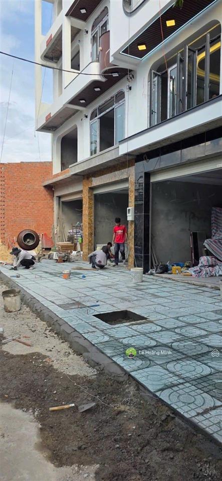 Siêu phẩm 4m x 20m, xây 5 tầng thang máy mặt tiền đường thới an 12