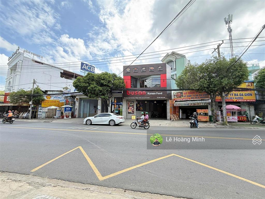 Nhà phố 5m x 22m, xây 1 lầu 1 tum mặt tiền đường lê văn khương. sát bên ngân hàng acb