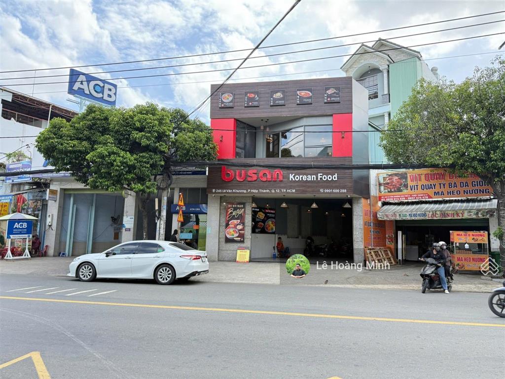 Nhà phố 5m x 22m, xây 1 lầu 1 tum mặt tiền đường lê văn khương. sát bên ngân hàng acb
