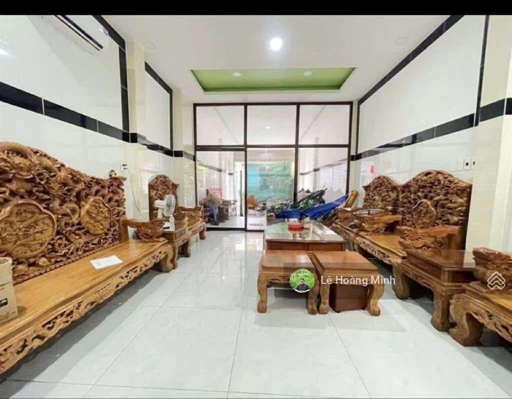 Bán căn hộ dịch vụ 4,5m x 24m. 12 phòng cho thuê 1/ lê văn khương