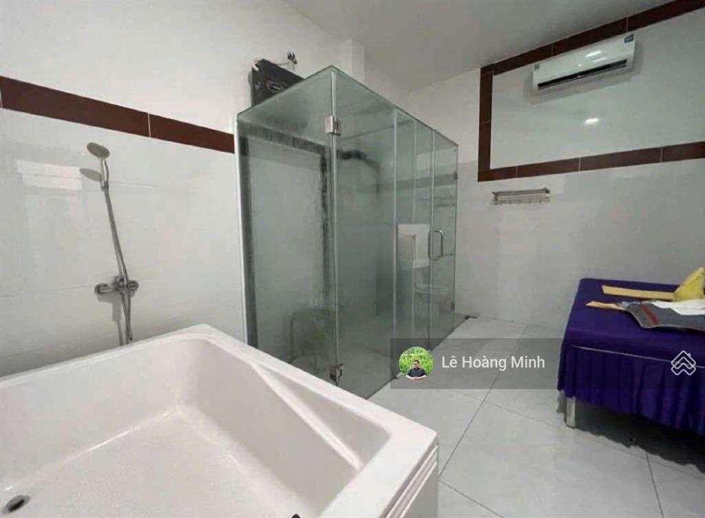 Bán căn hộ dịch vụ 4,5m x 24m. 12 phòng cho thuê 1/ lê văn khương