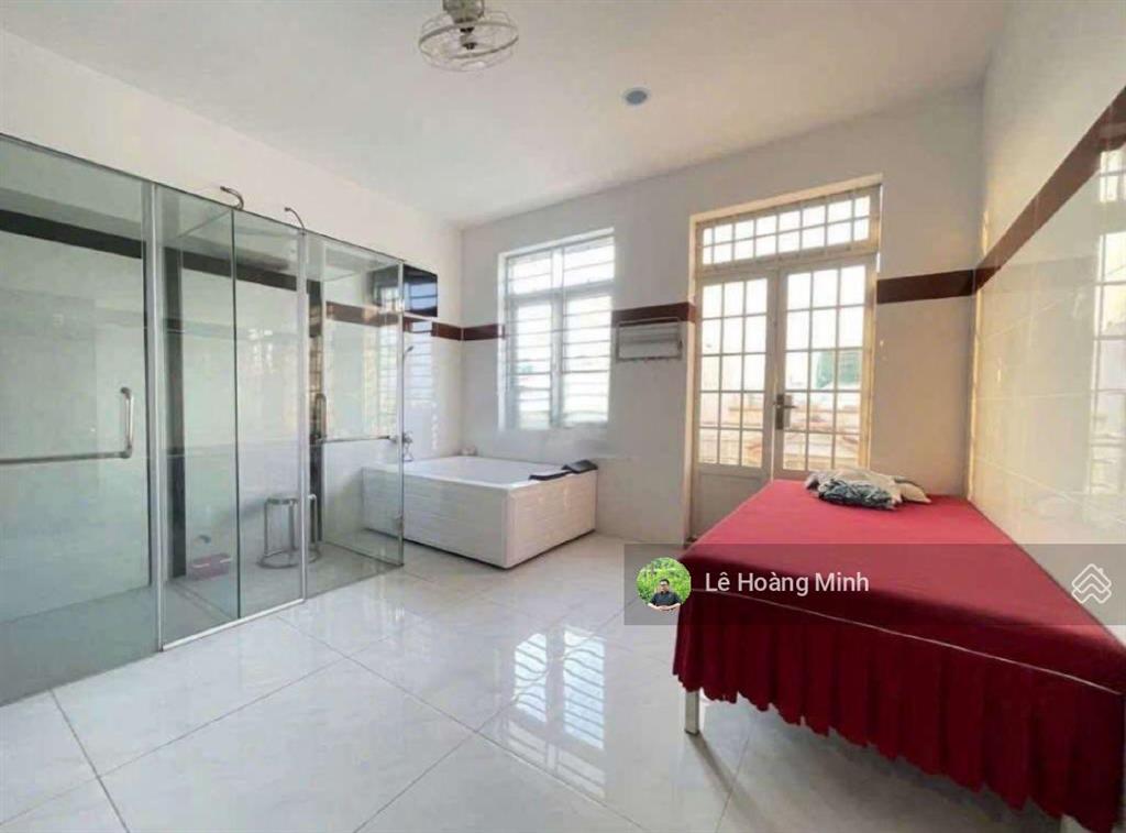 Bán căn hộ dịch vụ 4,5m x 24m. 12 phòng cho thuê 1/ lê văn khương