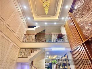 Nhà phố tâm huyết 5m x 40m. 3 tầng thang máy mặt tiền đường tô ngọc vân. đoạn ngay cầu bến phân