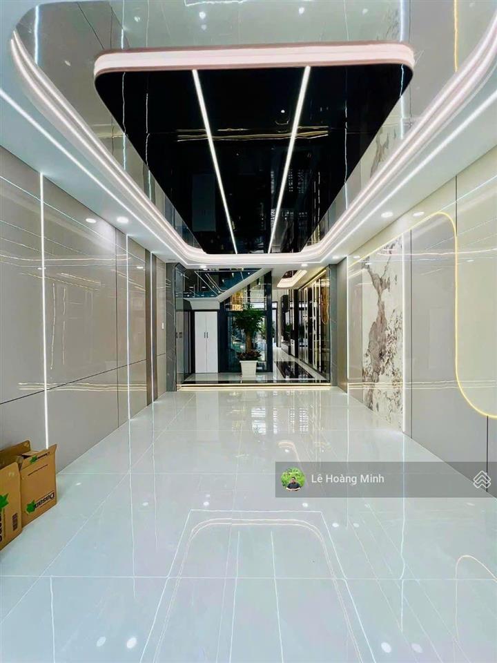 Siêu phẩm 4m x 28m. xây 5 tầng thang máy mặt tiền đường thạnh xuân 22