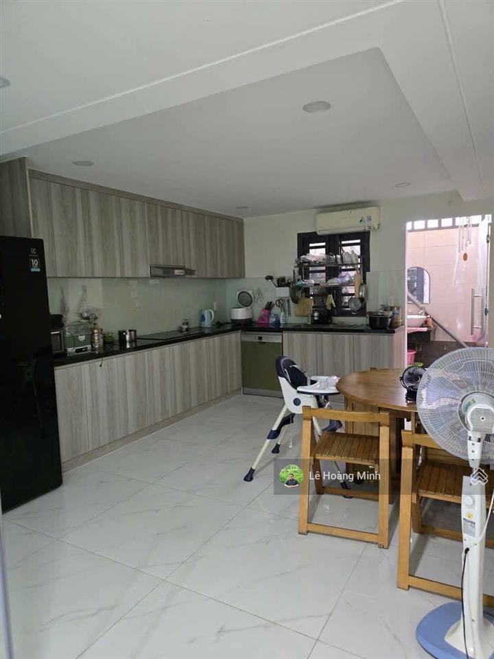 Nhà phố 3 tầng 4m x 20m. thuộc kdc an sương nguyễn văn quá