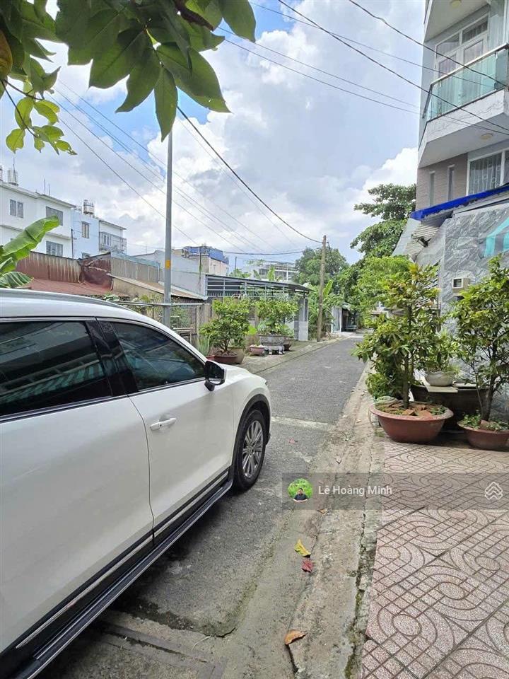 Nhà phố 3 tầng 4m x 20m. thuộc kdc an sương nguyễn văn quá