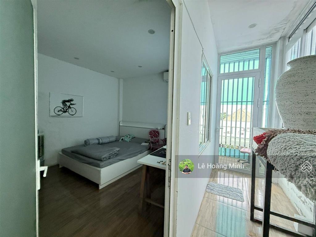 Nhà phố 5m x 18m, 3 tầng view công viên kdc phú nhuận lê thị riêng