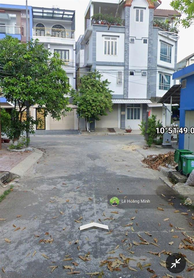 Nhà phố 5m x 18m, 3 tầng view công viên kdc phú nhuận lê thị riêng