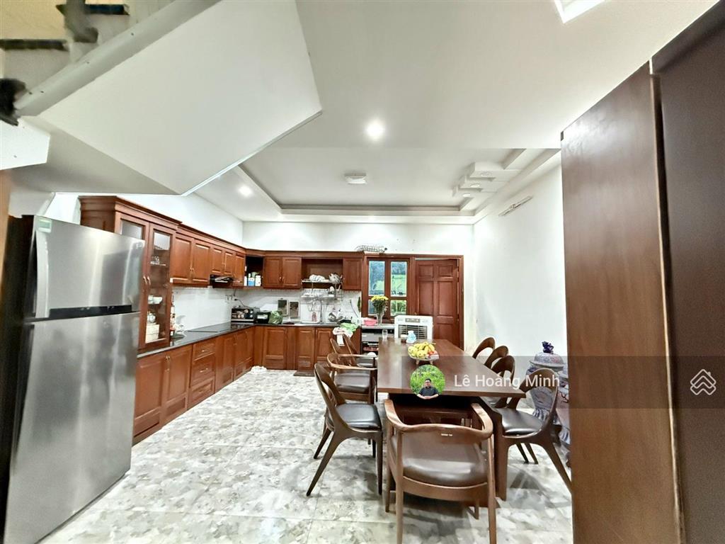 Nhà phố 5m x 18m, 3 tầng view công viên kdc phú nhuận lê thị riêng