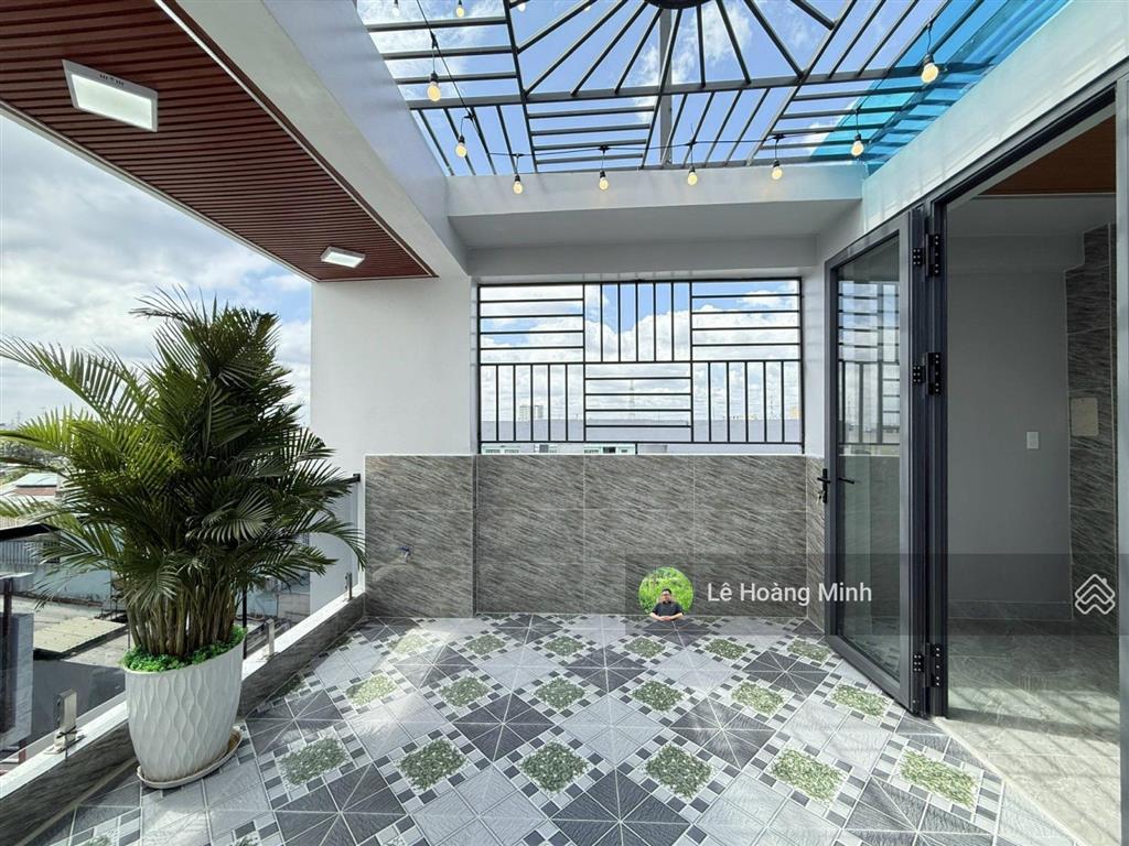 Siêu phẩm 4m x 17m. 4 tầng thang máy 1/ hẻm nhựa 8m đường thạnh xuân 21. ngay chợ minh phát
