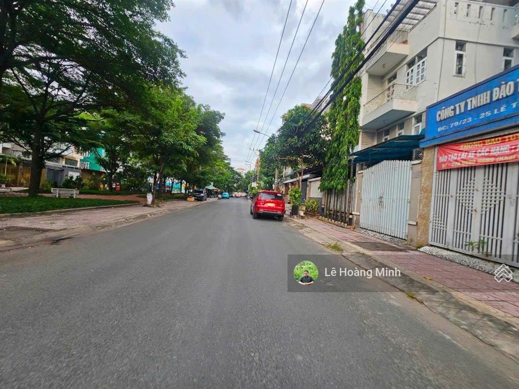 Biệt thự mini 7m x 20m. view công viên mặt tiền kinh doanh 1/ lê thị riêng. sát bên ubnd q12