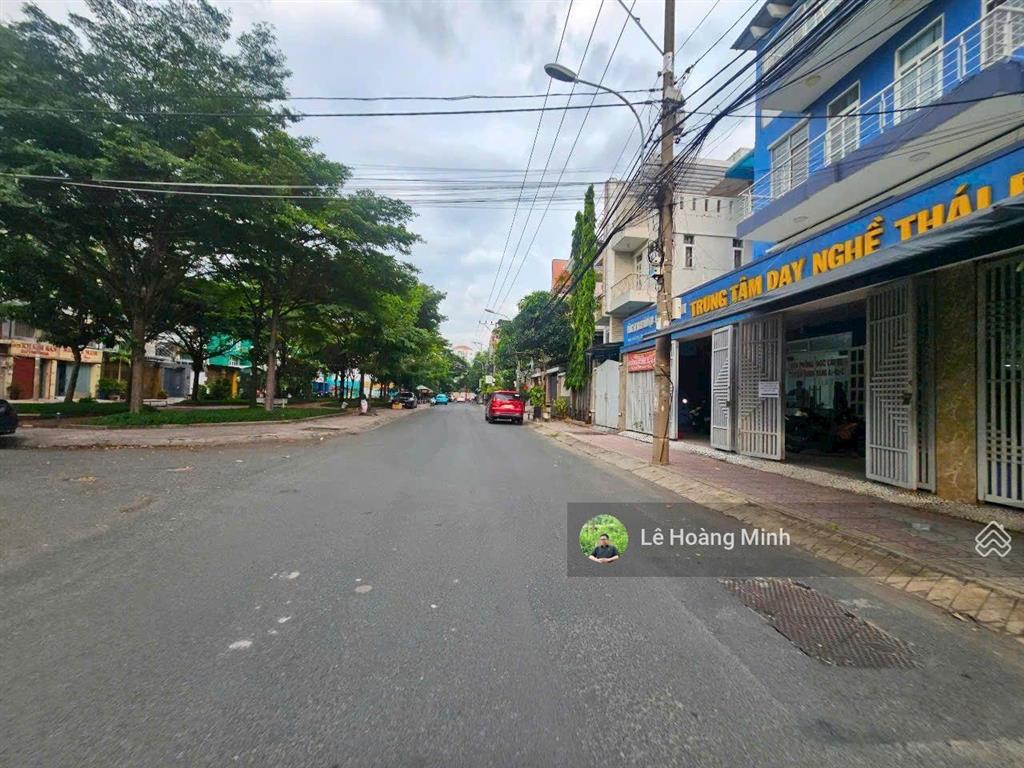 Biệt thự mini 7m x 20m. view công viên mặt tiền kinh doanh 1/ lê thị riêng. sát bên ubnd q12