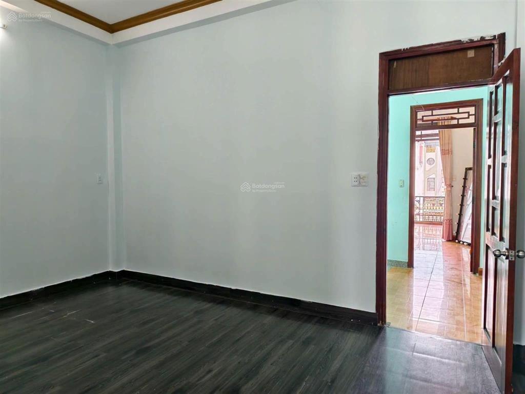 Nhà phố 3 tầng 5m x 20m. hẻm 6m đường dương thị mười. đối diện bv quận 12