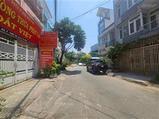 Nhà phố 5m x 17m. 3 tầng có thang máy kdc phú nhuận 1/ ngắn lê thị riêng. đối diện ubnd q12
