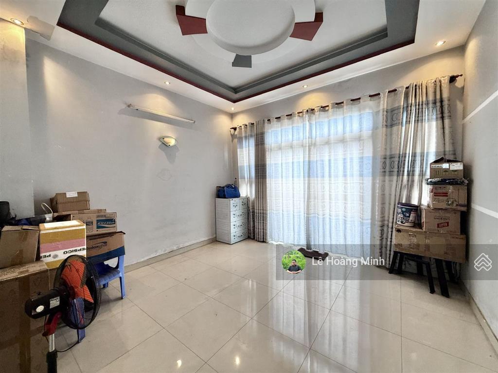 Hàng hiếm nhà phố 11m x 13m, đúc 2 lầu (xây thành 2 căn) 1/ hẻm xe hơi đường thới an 05