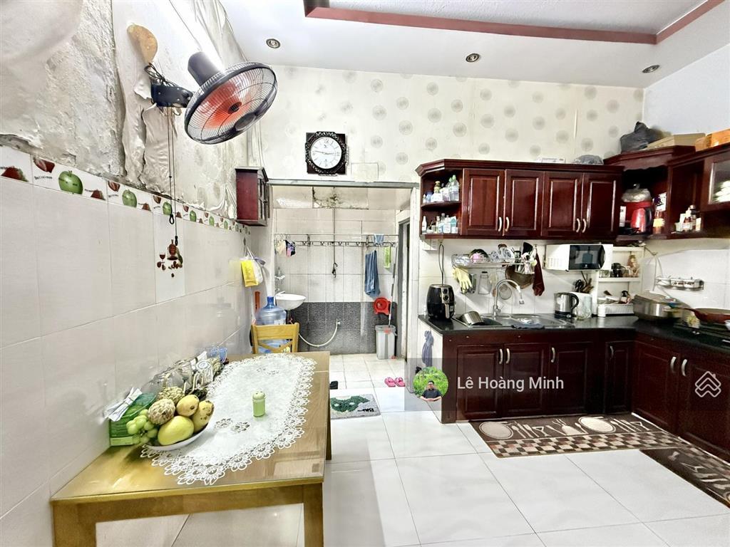 Hàng hiếm nhà phố 11m x 13m, đúc 2 lầu (xây thành 2 căn) 1/ hẻm xe hơi đường thới an 05