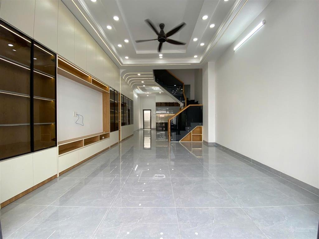 Siêu phẩm 4,7m x 25m. 4 tầng mặt tiền đường hiệp thành 12. ngay chợ hiệp thành