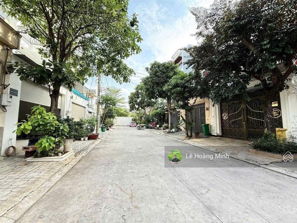 Nhà phố 5m x 27m, xây 4 tầng thang máy hẻm 12m khu biệt thự trần thị do (ht19)