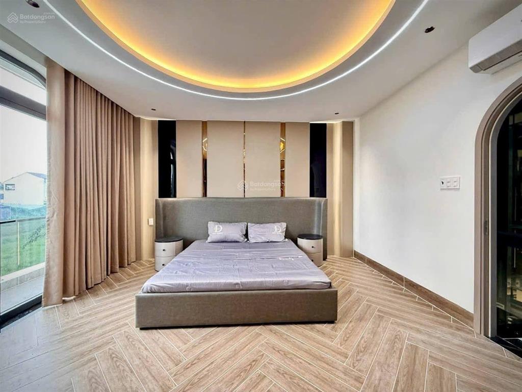 Siêu phẩm 5m x 24m. 5 tầng có thang máy 1/ ngắn đường lê văn khương