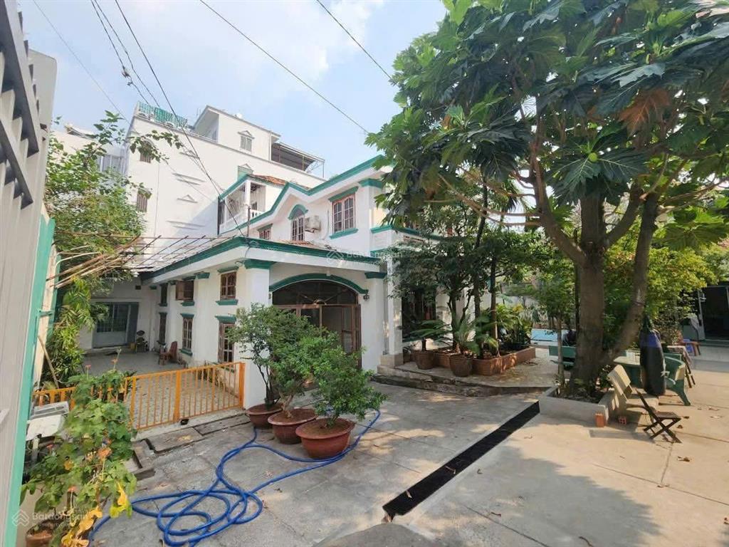 Biệt thự sân vườn 1090m2 thổ cư đường nguyễn văn quá. gần trường chinh tham lương
