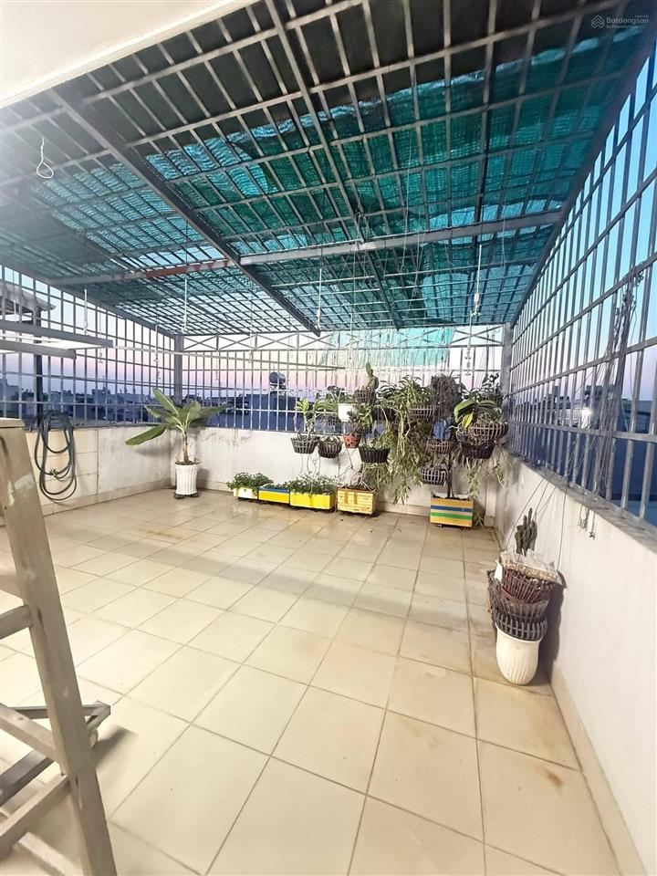 Nhà phố 5,5m x 18m. 3 tầng view công viên 1/ hẻm 12m thông nguyễn thị búp