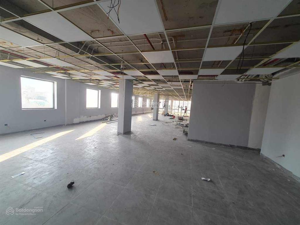 Bán biệt thự thuộc khu nhà ở cấp cao nguyễn huy tưởng. trung tâm quận thanh xuân, dt 240m2